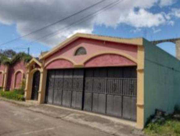 VENDO HERMOSA CASA EN RESIDENCIALES CACIC en Cobán (Municipio)