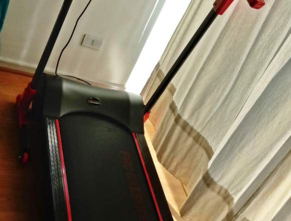 TROTADORA ELECTTRICA CASI NUEVA MARCA LAHSEN en Santiago (Comuna)