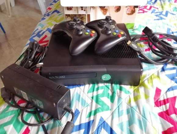 Consola Xbox 360 slim en Venecia (Municipio)