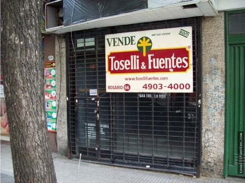 LOCAL EN EXCELENTE UBICACION