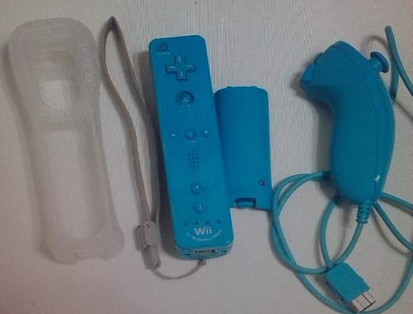 Vendo Wii Azul Edición Especial Skylanders Giants en Miranda (Municipio)