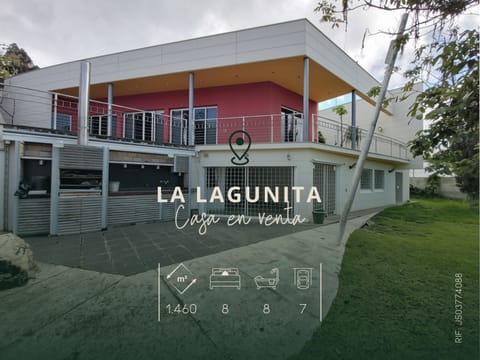 LA LAGUNITA VENTA CASA 1.100 MT2 8H/8B/7E en El Hatillo (Municipio)