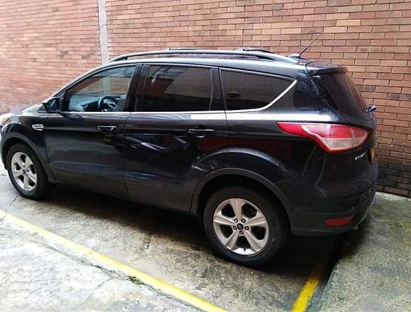 Hermosa Camioneta Ford Escape 2013. Ganga!!