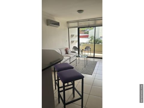 Apartamento amoblado en Avalon Country Santa Ana