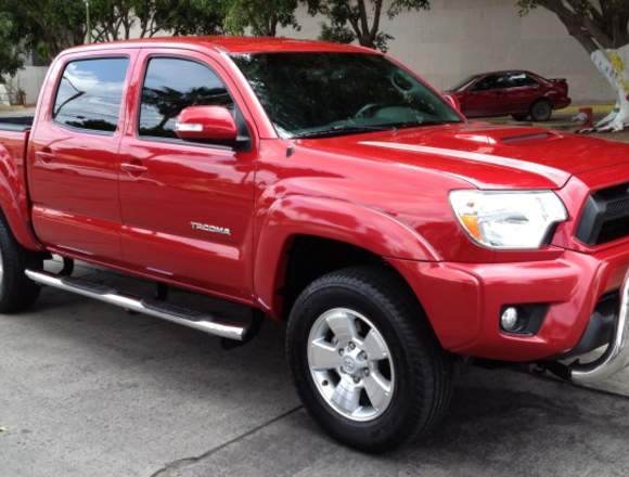 Toyota Tacoma TRD Sport 4x4 en Nuevo Laredo (Municipio)