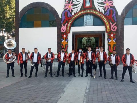Banda economica para fiestas, xv años, bodas. en Ecatepec de Morelos (Municipio)