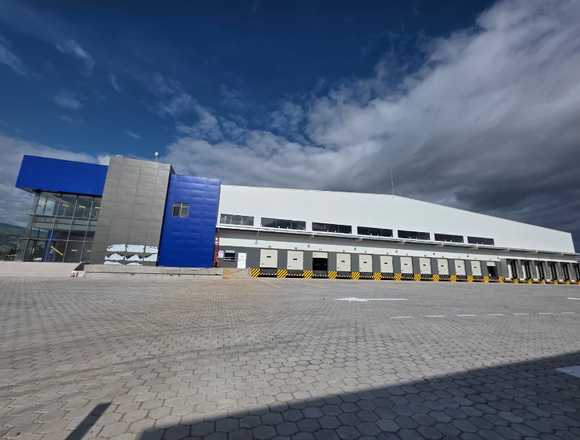 Fachadas en Alucobond - Acabados en Quito (Cantón)