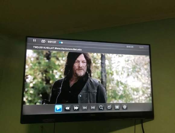Smart TV con control remoto en Montevideo (Localidad)