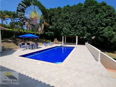 Venta Casa Campestre en Mejor Condominio de La Mesa
