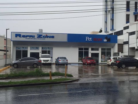 Venta de Terreno con Locales comerciales en El Carmen 918m2 RM3-C2 en Panamá (Distrito)