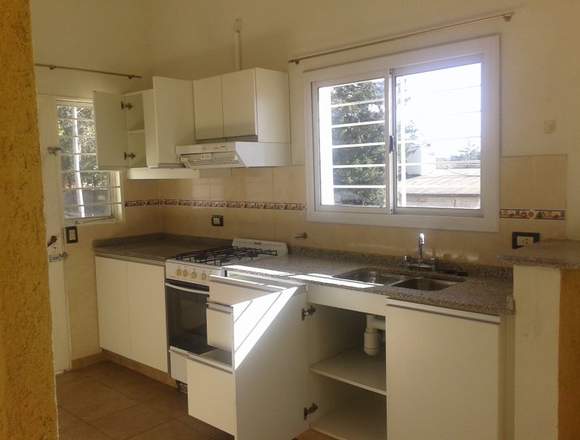 CASA EN VILLA PARQUE SIQUIMAN - CORDOBA en Villa Parque Siquiman (Localidad)