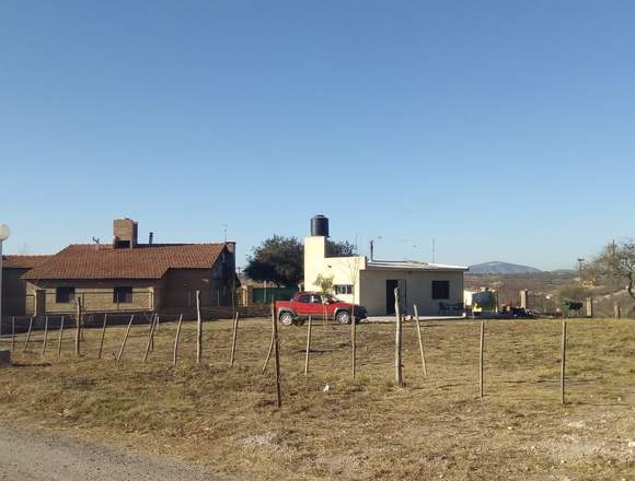 TERRENO CON MEJORAS EN PARQUE SIQUIMAN- CORDOBA en Villa Parque Siquiman (Localidad)