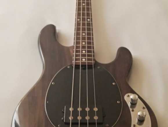 VENDO BAJO SUB-STERLING MUSICMAN DE 4 CUERDAS en Chorrillos (Lima 9) (Distrito)