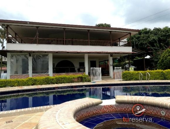 Moderna y típica finca en alquiler en Pereira en Pereira (Municipio)