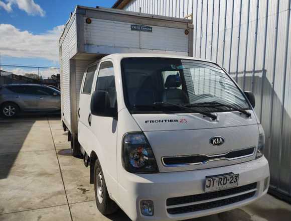 KIA FRONTIER DELUXE DCAB 2.5 DIÉSEL en Puerto Montt (Comuna)