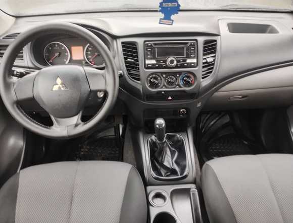 MITSUBISHI NEW L200 WORK 2.4 DIÉSEL en Puerto Montt (Comuna)