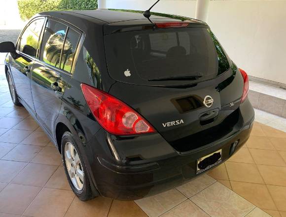 Nissan Versa SL Hatchback 09 en Sosúa (Municipio)