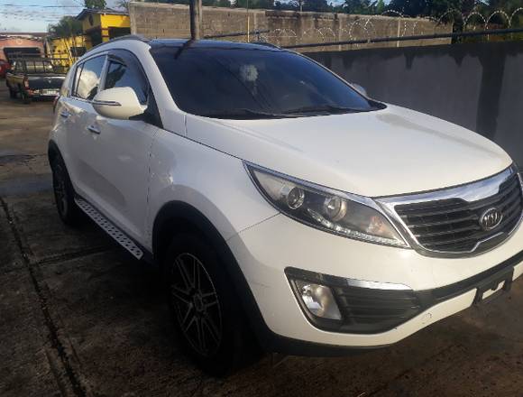 KIA SPORTAGE 2011 9500 en Parita (Distrito)