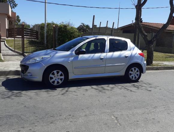 Vendo Peugeot 207 compact en Maldonado (Localidad)