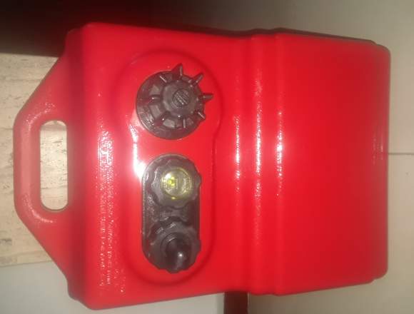 Tanque de gasolina para lancha en Miranda (Municipio)