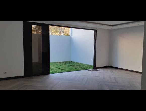 Vendo casa nueva en Vista Hermosa I en Mixco (Municipio)