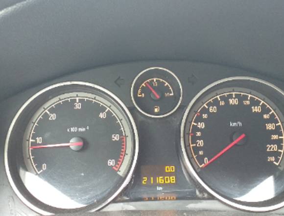 Se vende Opel Astra cdti 1.7 en Valencia (Municipio)