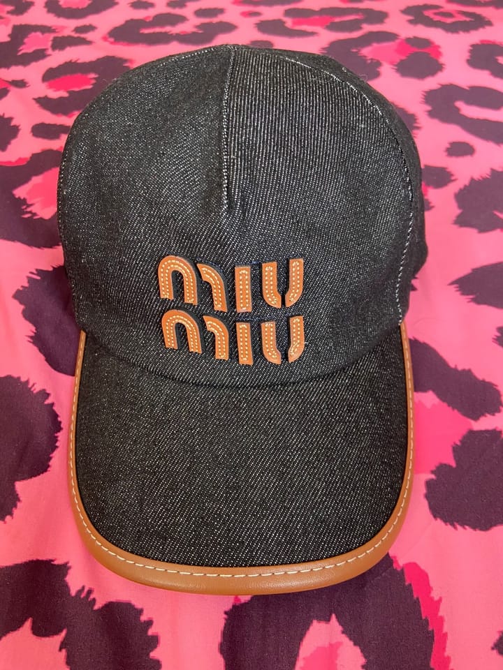 gorra miu miu en Villores (Municipio)