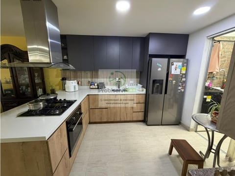 CASA EN VENTA EN EL MUNICIPIO DE LA CEJA, UNIDAD ABIERTA.