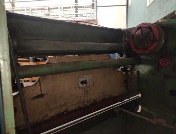 SE VENDE DOBLADORA DE LAMINAS ELECTRICA en Panamá (Distrito)