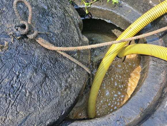 SERVICIO DE VACIADO Y LIMPIEZA DE FOSAS SEPTICAS. en Ciudad de Guatemala (Municipio)