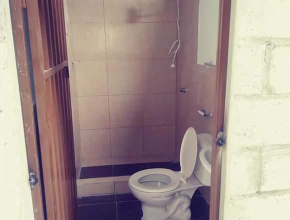 LOCAL DE ARRIENDO EN INTERIOR.. en Cuenca (Cantón)