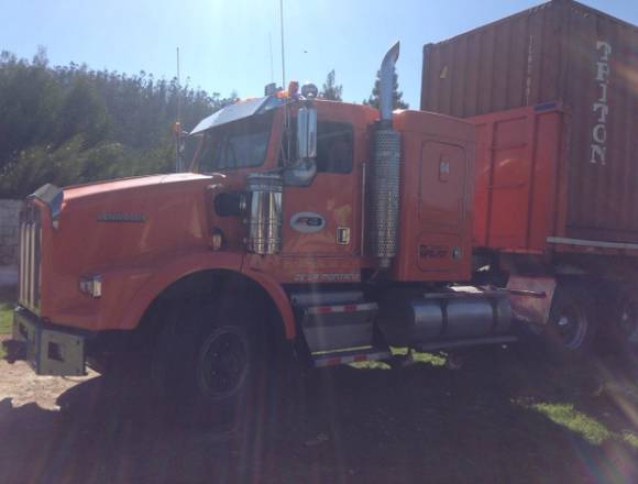 Kenworth de la montaña en Ambato (Cantón)