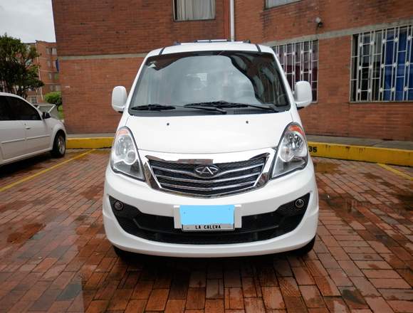 VENDO CAMIONETA 6 PASAJEROS SERVICIO ESPECIAL