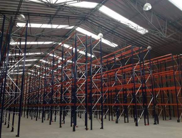 SUMINISTRO E INSTALACIÓN DE ESTANTERÍA y RAKS. en Santa Marta (Municipio)