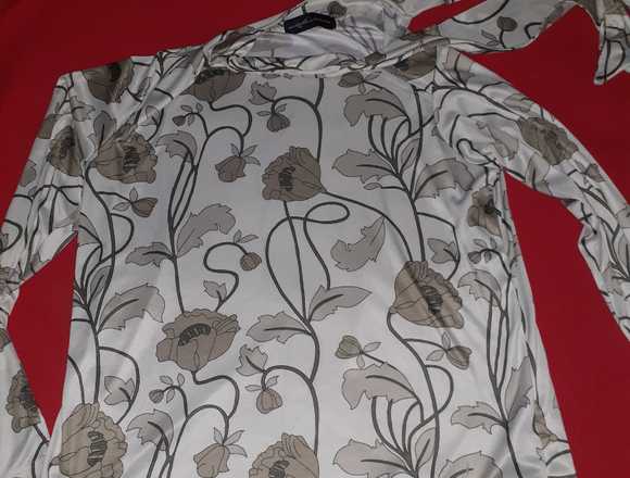 Bluza Nueva talle L de Martina di Trento en Munro (Localidad)