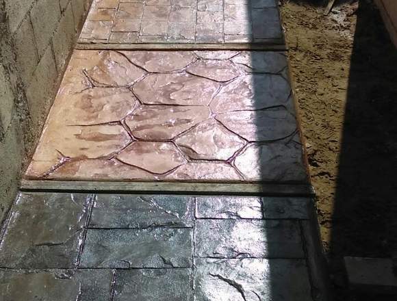 PISO CON ACABADO ESTAMPADO