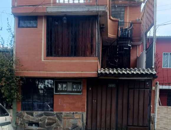 CASA RENTERA DE VENTA SECTOR TURUBAMBA en Quito (Cantón)