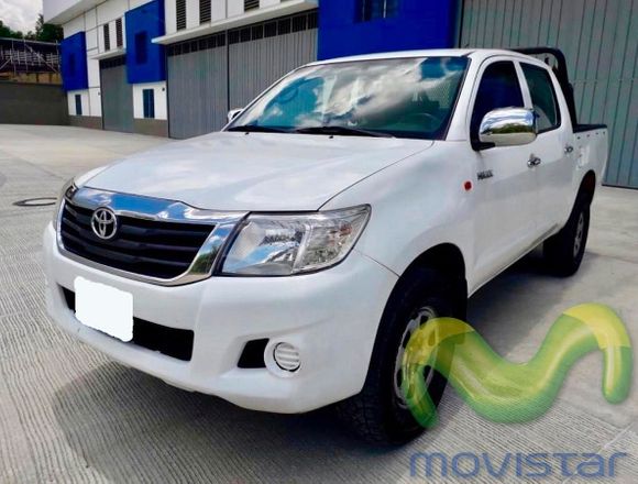 toyota hilux 4x4 2015
