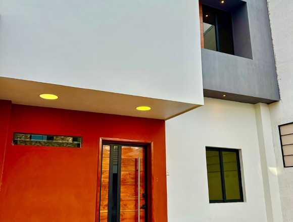 Casa en venta dentro de residencial privado en Santa Ana (Municipio)