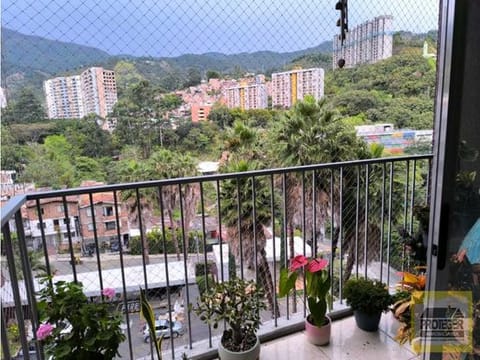 APARTAMENTO EN VENTA CAMINO VERDE ENVIGADO