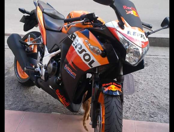 VENDO MOTO HONDA CBR 250