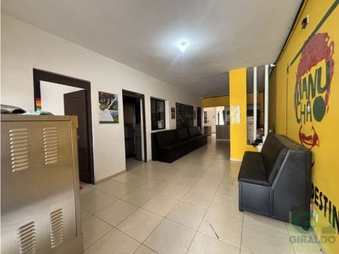 VENDO CASA LOCAL DE DOS NIVELES EN POBLADO - MANILA
