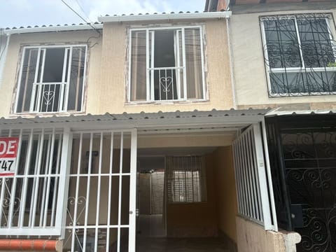 CASA EN VENTA- PARAISO DE LA ITALIA- PALMIRA 10457396 en Montería (Municipio)