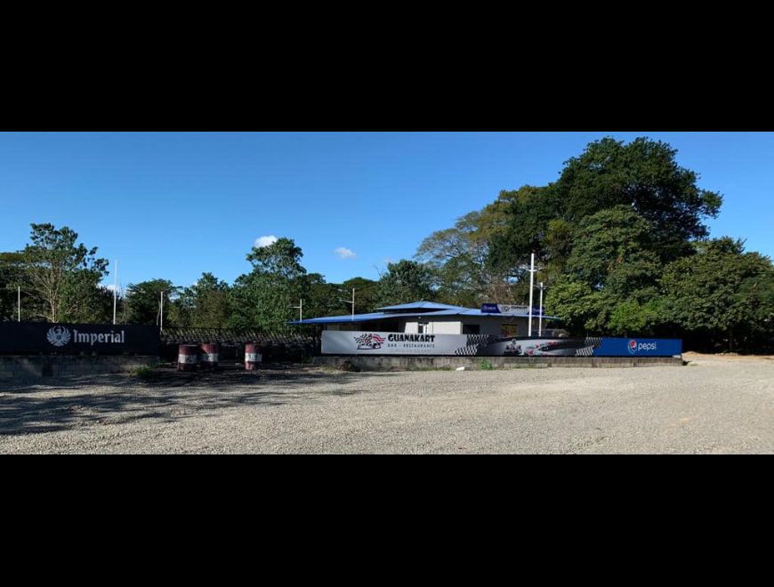 Se vende amplio local comercial Guanacaste