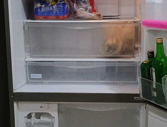 Se vende nevera grande en buen estado en Bogotá, D.C. (Municipio)