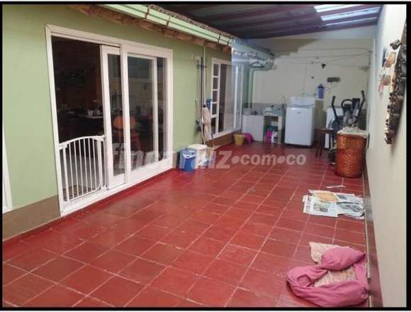 CASA TENJO VENDO O PERMUTO CERCA A PARQUE CENTRL en Tenjo (Municipio)