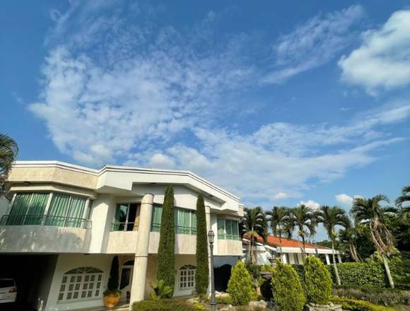 Se vende casa en el barrio ciudad jardín, Cali en Tuluá (Municipio)