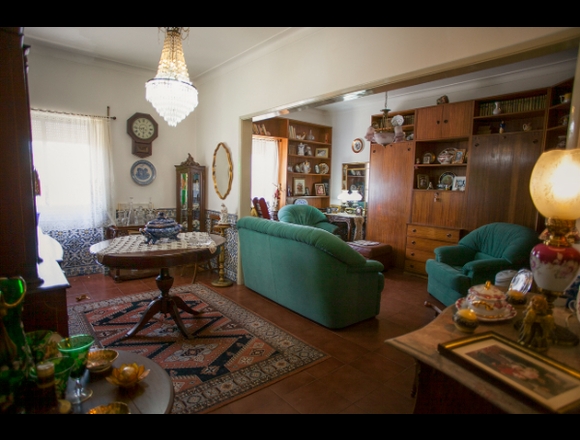 APARTAMENTO (próximo Estação comboios) em Sintra (Concelho)