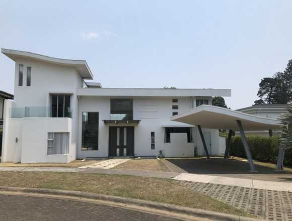 Alquiler de Casa en La Unión, Cartago.
