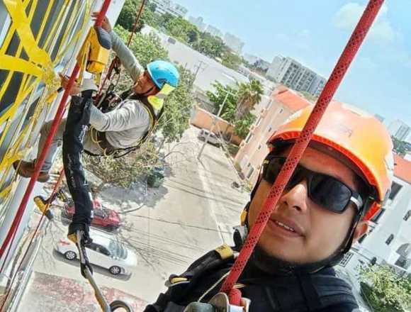Lavado de vidrios en alturas GM en Gustavo A. Madero (Municipio)